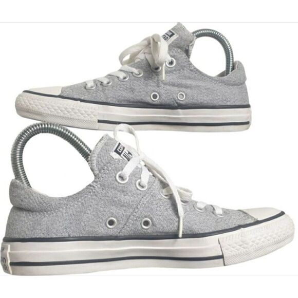 Converse Chuck Taylor All Star Womens 7 Gray Canvas Low Top Casual Sneakers - Picture 1 of 8